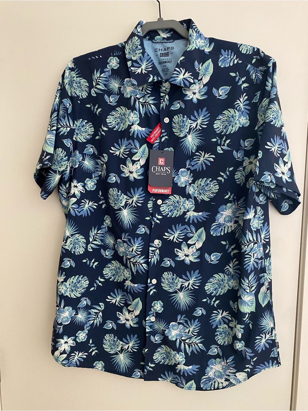 Chaps Men’s Navy Tropical Floral Short-Sleeve Button-Down Shirt